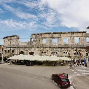 https://anni.in-istria.net