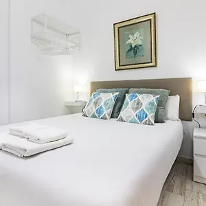 https://roomalaga-mezquitilla-2.es-andalucia.com