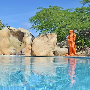 https://villa-bougainvillea-aruba-the-tango-suite.comcaribbean.com
